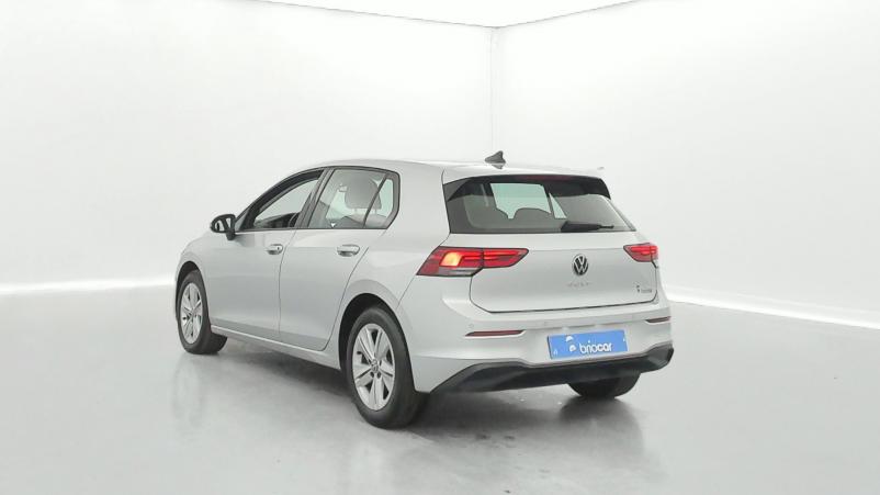 Vente en ligne Volkswagen Golf 2.0 TDI SCR 115ch Life au prix de 24 980 €