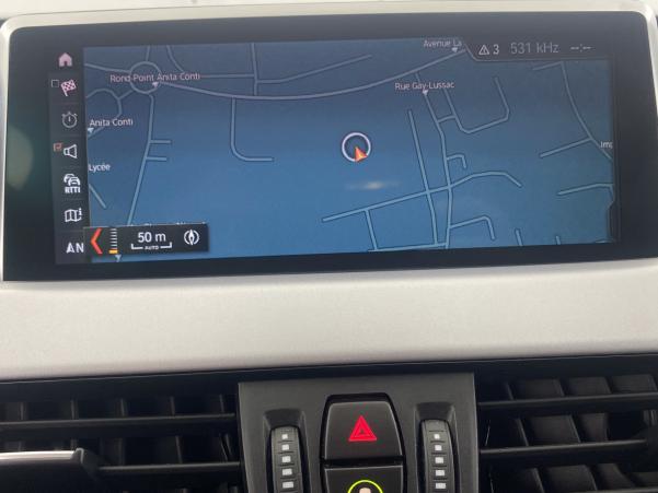 Vente en ligne Bmw X1 sDrive18iA 136ch Première DKG7 + Caméra + Options au prix de 36 390 €