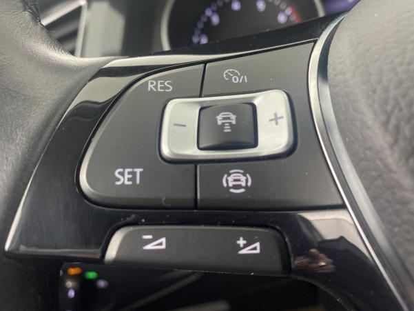 Vente en ligne Volkswagen Tiguan 2.0 TSI 190ch Confortline 4Motion DSG7 suréquipé au prix de 29 980 €
