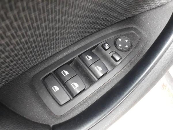 Vente en ligne Bmw X1 sDrive16dA 116ch Business Design DKG7 au prix de 28 880 €