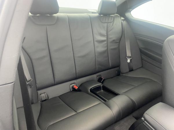 Vente en ligne Bmw Série 2 Coupé 220dA 190ch M Sport + Toit ouvrant + Caméra + Options au prix de 26 580 €