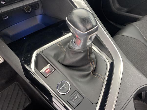 Vente en ligne Peugeot 3008 1.5 BlueHDi 130ch GT Line +Toit ouvrant au prix de 23 490 €