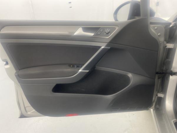 Vente en ligne Volkswagen Golf 1.6 TDI 115ch Confortline + Caméra au prix de 19 990 €