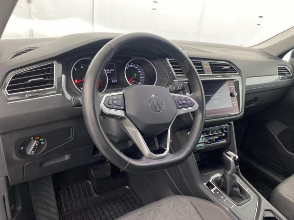 Vente en ligne Volkswagen Tiguan 1.5 TSI 150ch Life DSG7+options au prix de 33 990 €