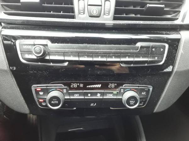 Vente en ligne Bmw X1 sDrive16dA 116ch Business Design DKG7 au prix de 28 880 €