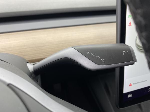 Vente en ligne Tesla Model 3 Standard RWD Plus + Sièges chauffants + Chargeur induction au prix de 39 780 €