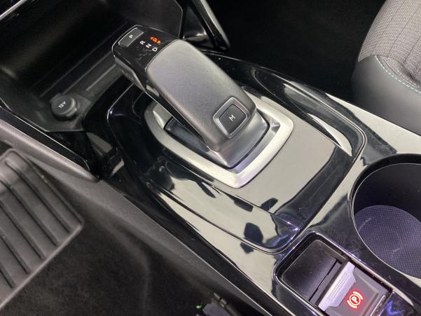Vente en ligne Peugeot 2008 1.2 PureTech 130ch Allure EAT8 au prix de 23 980 €