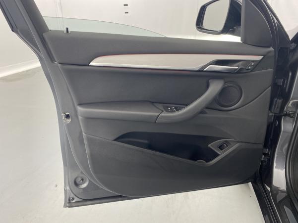 Vente en ligne Bmw X1 xDrive18dA 150ch M Sport suréquipé au prix de 39 680 €