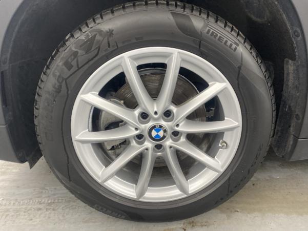 Vente en ligne Bmw X1 sDrive18iA 136ch Première DKG7 + Caméra + Options au prix de 36 390 €