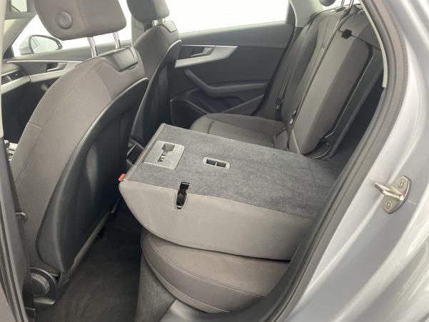 Vente en ligne Audi A4 Avant 2.0 TDI 150ch Business line S tronic 7 au prix de 22 990 €