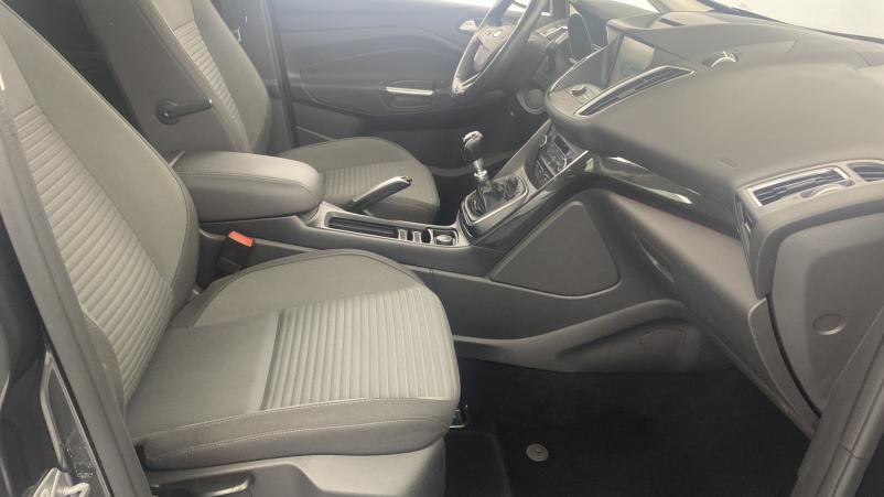 Vente en ligne Ford Grand C-Max 1.0 EcoBoost 125ch Titanium 7 places au prix de 15 980 €