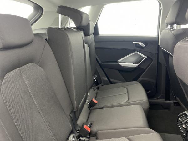 Vente en ligne Audi Q3 Advanced 35 TFSI 150ch suréquipé au prix de 28 880 €