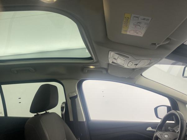 Vente en ligne Ford Grand C-Max 1.0 EcoBoost 125ch Titanium 7 places au prix de 15 980 €