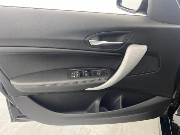 Vente en ligne Bmw Série 1 120iA 184ch M Sport 5p+options au prix de 24 680 €