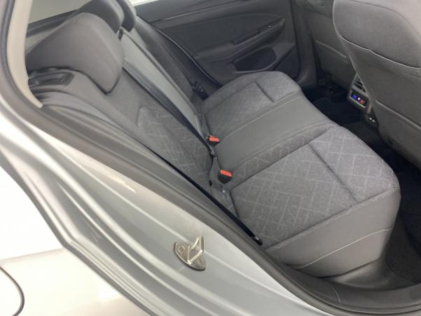 Vente en ligne Volkswagen Golf 2.0 TDI SCR 115ch Life au prix de 24 980 €