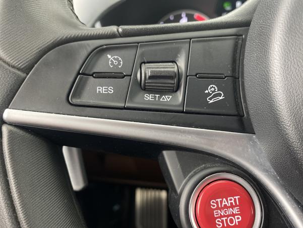 Vente en ligne Alfa Romeo Stelvio 2.2 Diesel 210ch Super Q4 AT8+options au prix de 28 980 €