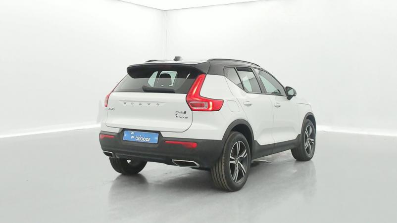 Vente en ligne Volvo XC40 D4 AdBlue AWD 190ch R-Design Geartronic 8+options au prix de 29 980 €