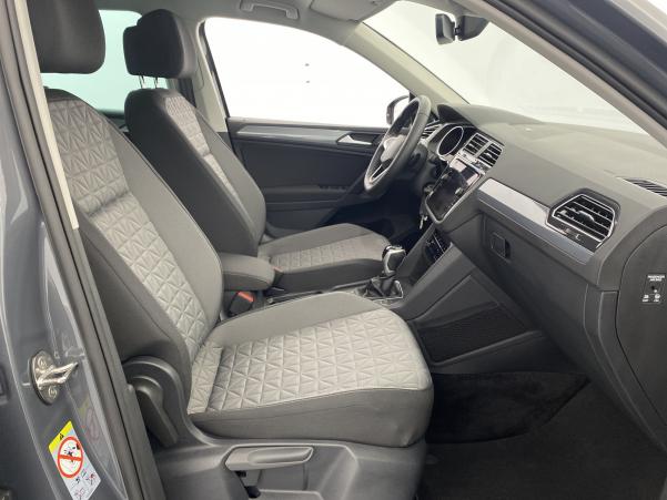 Vente en ligne Volkswagen Tiguan 1.5 TSI 150ch Life DSG7+options au prix de 34 490 €