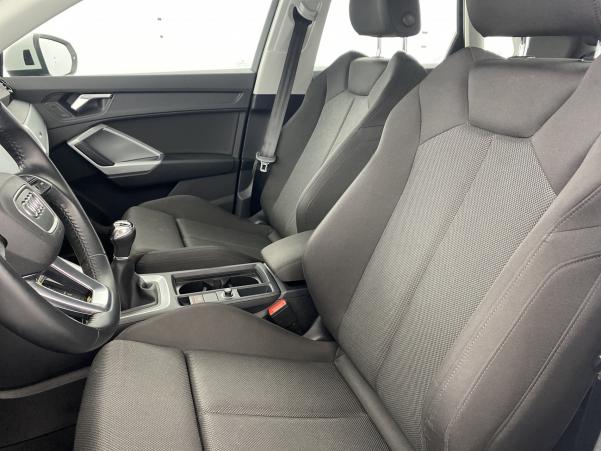 Vente en ligne Audi Q3 Advanced 35 TFSI 150ch suréquipé au prix de 28 880 €