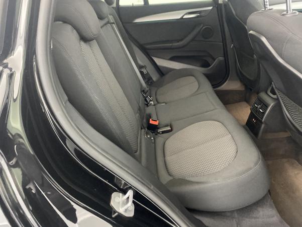 Vente en ligne Bmw X1 sDrive18iA 136ch Première DKG7 + Caméra + Options au prix de 36 390 €