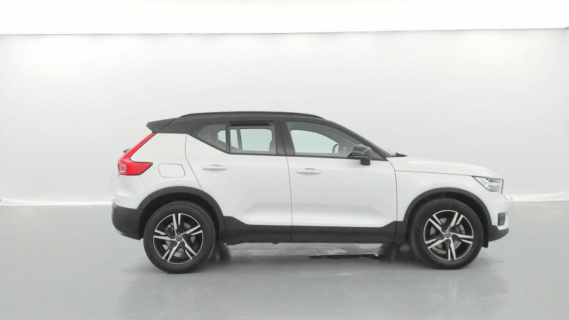 Vente en ligne Volvo XC40 D4 AdBlue AWD 190ch R-Design Geartronic 8+options au prix de 29 980 €