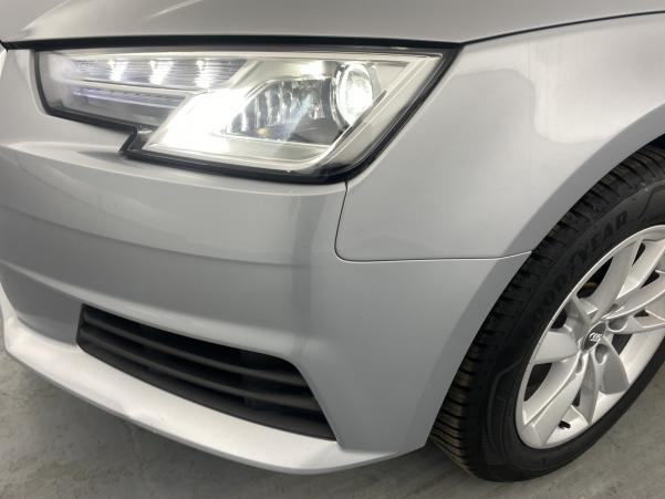 Vente en ligne Audi A4 Avant 2.0 TDI 150ch Business line S tronic 7 au prix de 22 490 €