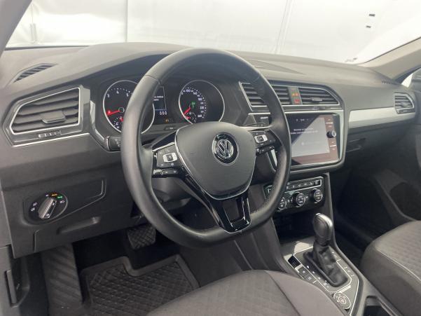 Vente en ligne Volkswagen Tiguan 2.0 TSI 190ch Confortline 4Motion DSG7 suréquipé au prix de 29 980 €