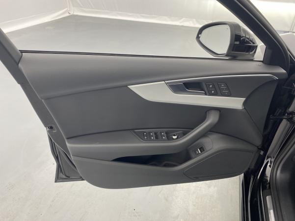Vente en ligne Audi A4 Avant 35 TFSI 150ch Design S tronic Suréquipée +Garantie constructeur 5ans/100000 kms au prix de 35 980 €