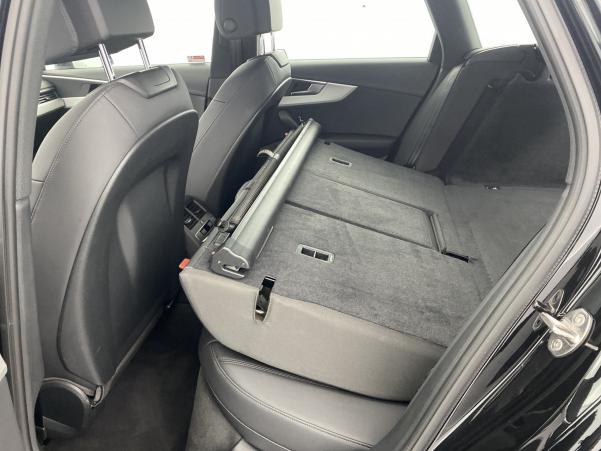 Vente en ligne Audi A4 Avant 35 TFSI 150ch Design S tronic Suréquipée +Garantie constructeur 5ans/100000 kms au prix de 34 980 €