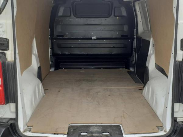 Vente en ligne Toyota Proace Van VAN GX L1 1.5D 100cv +Radar de recul au prix de 24 490 €