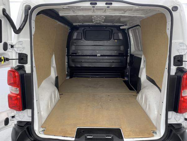 Vente en ligne Toyota Proace Van VAN GX L1 1.5D 100cv +Radar de recul au prix de 24 490 €
