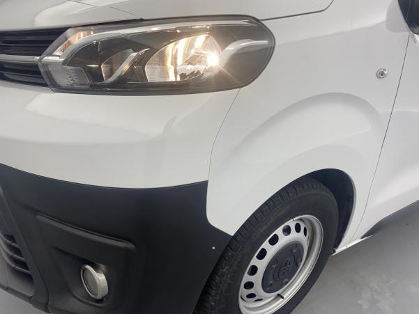 Vente en ligne Toyota Proace Van VAN GX L1 1.5D 100cv +radar de recul au prix de 24 490 €