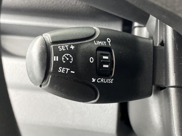 Vente en ligne Toyota Proace Van VAN GX L1 1.5D 100cv +Radar de recul au prix de 24 490 €