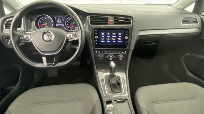 Vente en ligne Volkswagen Golf 1.0 TSI 115ch Confortline DSG7 + Caméra Rouge Cranberry au prix de 18 290 €