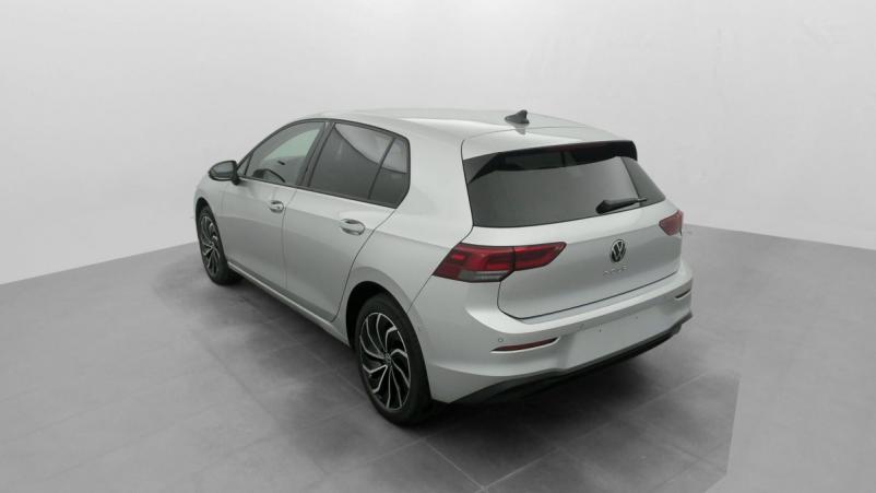 Vente en ligne Volkswagen Golf 2.0 TDI SCR 115 BVM6 LIFE 1ST au prix de 26 220 €