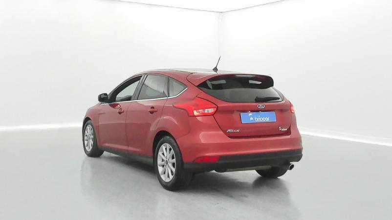 Vente en ligne Ford Focus 2.0 TDCi 150ch Titanium PowerShift + Caméra au prix de 15 490 €