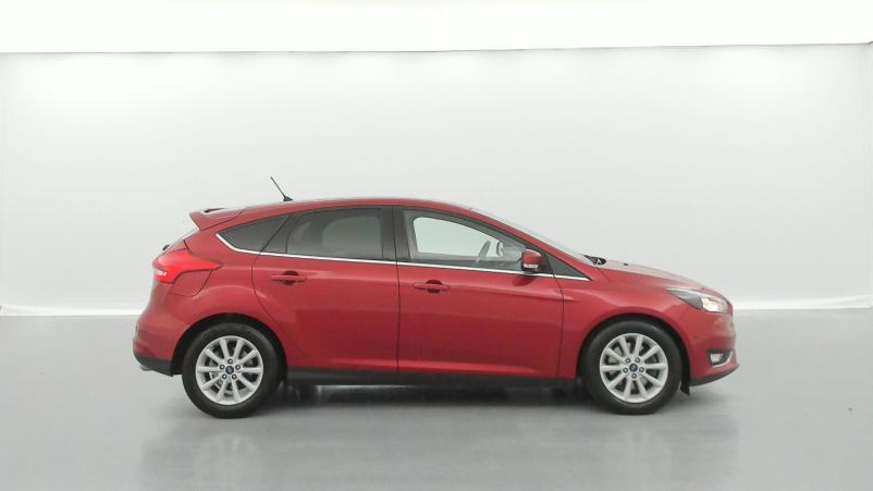 Vente en ligne Ford Focus 2.0 TDCi 150ch Titanium PowerShift + Caméra au prix de 15 490 €