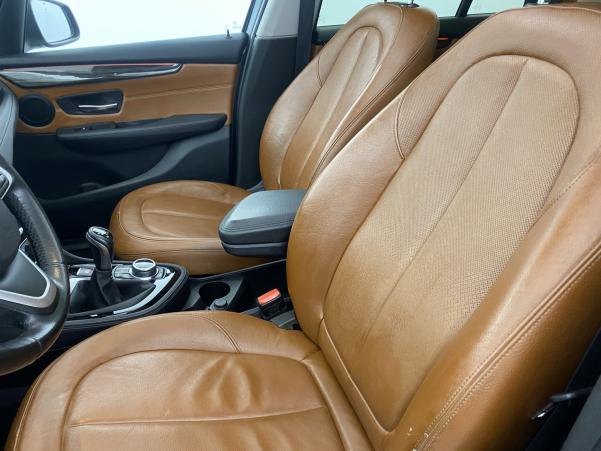 Vente en ligne Bmw Série 2 Gran Tourer 218d 150ch Luxury +Toit ouvrant 5 places au prix de 17 980 €