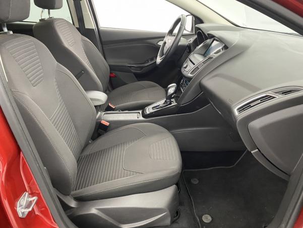 Vente en ligne Ford Focus 2.0 TDCi 150ch Titanium PowerShift + Caméra au prix de 15 490 €