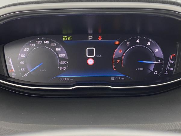 Vente en ligne Peugeot 5008 1.2 PureTech 130ch Allure Pack EAT8 7 places au prix de 31 980 €