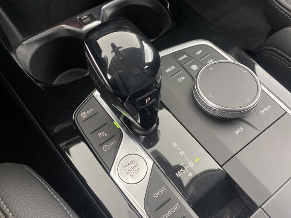 Vente en ligne Bmw Série 1 118iA 140ch Edition Sport DKG7 au prix de 27 680 €