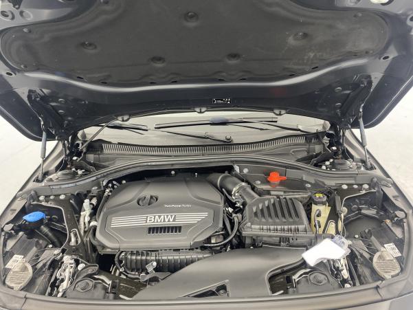 Vente en ligne Bmw Série 1 118iA 140ch Edition Sport DKG7 au prix de 27 680 €