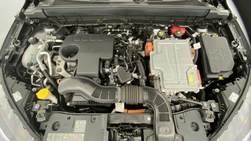Vente en ligne Renault Arkana 1.6 E-Tech 145ch Intens au prix de 28 290 €