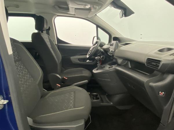 Vente en ligne Peugeot Rifter PureTech 110ch Standard Active au prix de 19 990 €