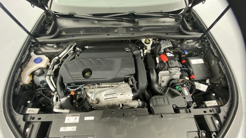 Vente en ligne Peugeot 508 HYBRID 225ch Allure Pack e-EAT8 au prix de 31 990 €