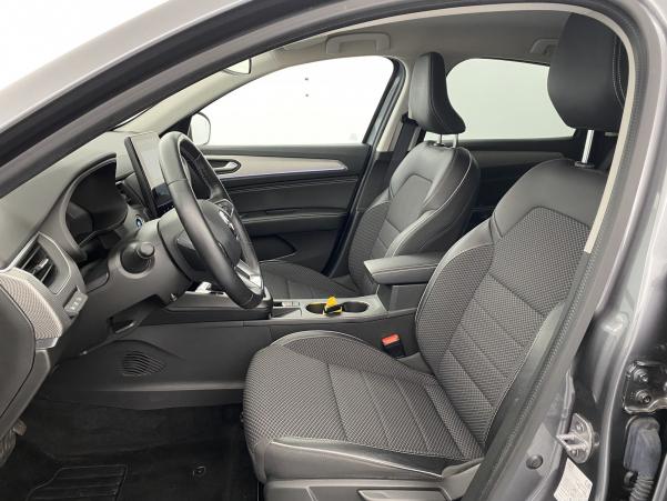 Vente en ligne Renault Arkana 1.6 E-Tech 145ch Intens au prix de 28 290 €