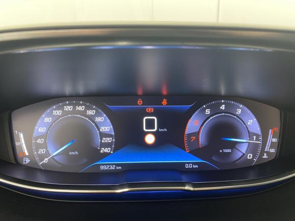 Vente en ligne Peugeot 3008 1.2 PureTech 130ch Allure au prix de 19 980 €