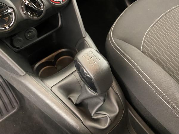 Vente en ligne Peugeot 208 1.5 BlueHDi 100ch Active au prix de 13 990 €