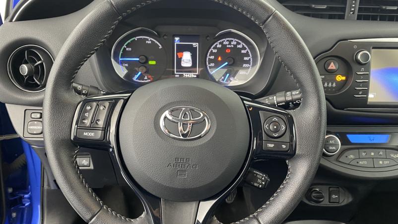Vente en ligne Toyota Yaris 100h Dynamic 5p au prix de 14 480 €
