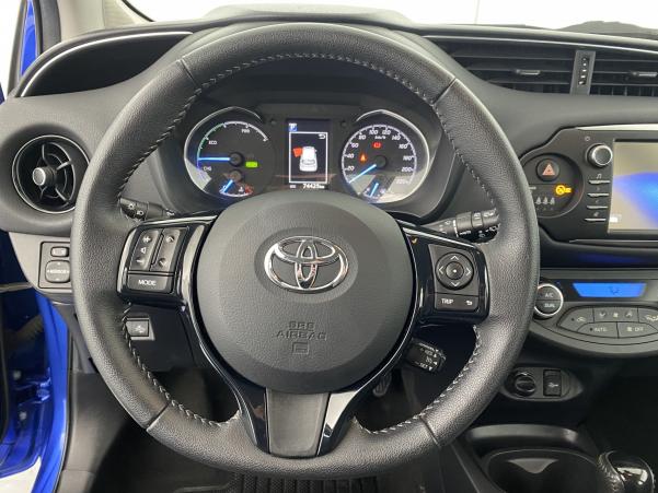 Vente en ligne Toyota Yaris 100h Dynamic 5p au prix de 13 990 €